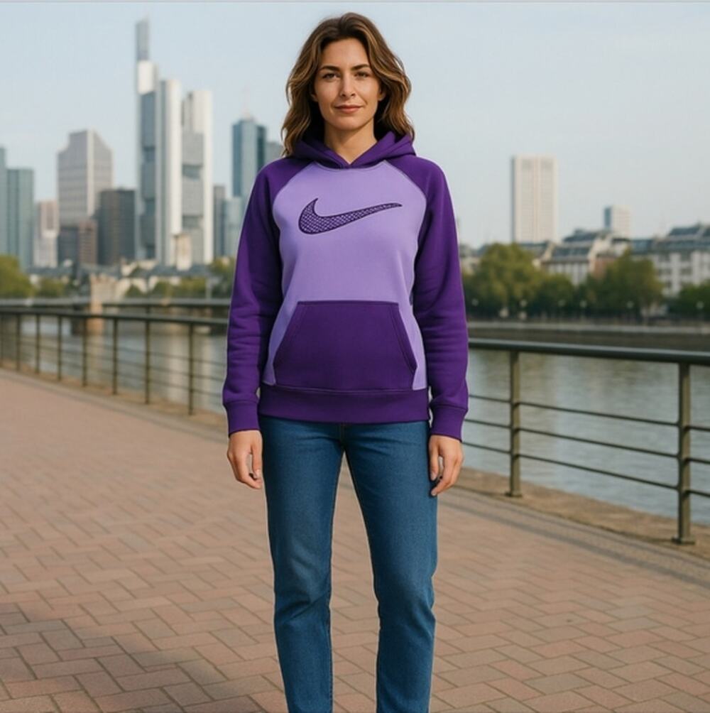 Nike Therma Fit Pullover Hoodie Size L